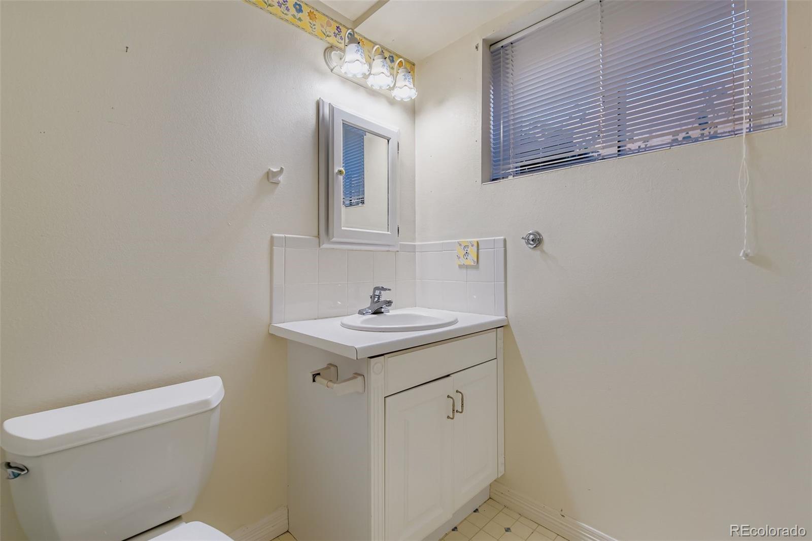 6064 S Steele Street Centennial CO 80121