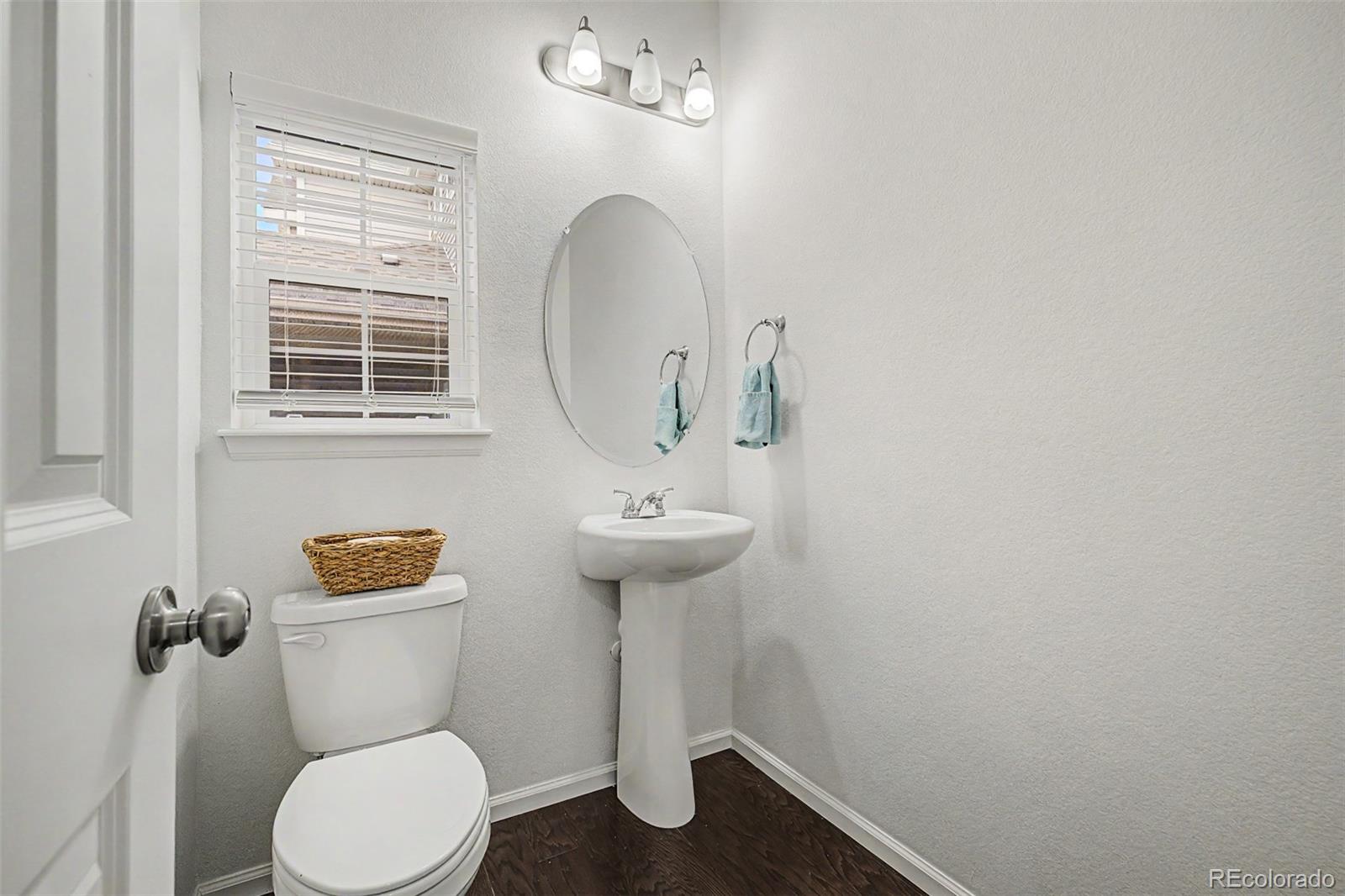36 S Newcastle Way Aurora CO 80018