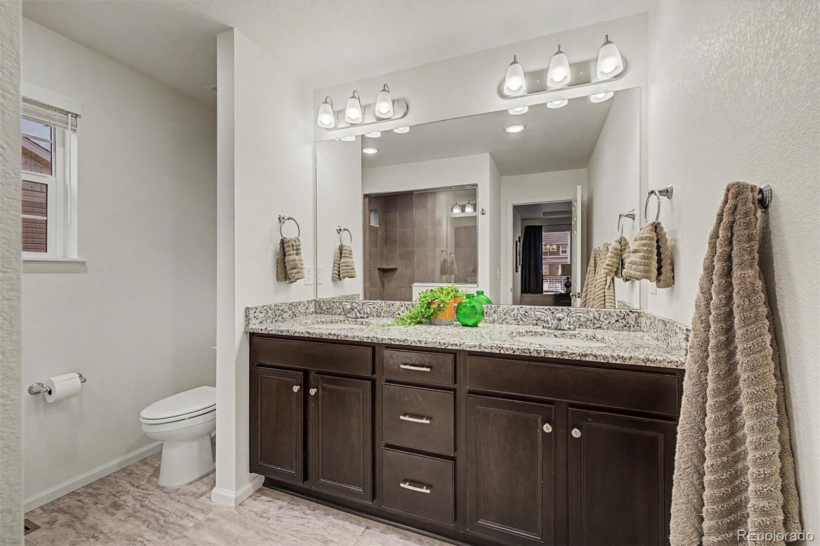 36 S Newcastle Way Aurora CO 80018