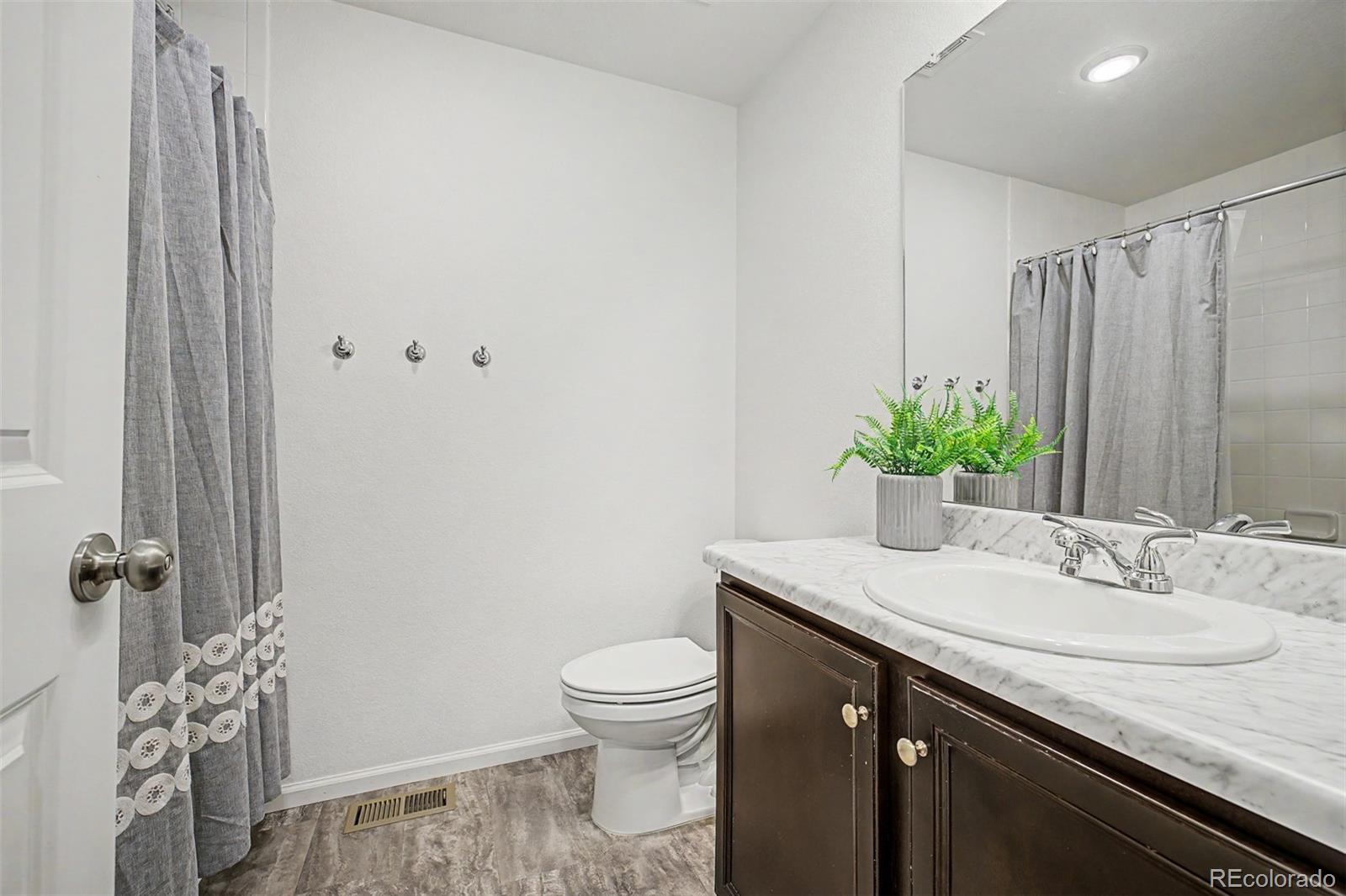 36 S Newcastle Way Aurora CO 80018