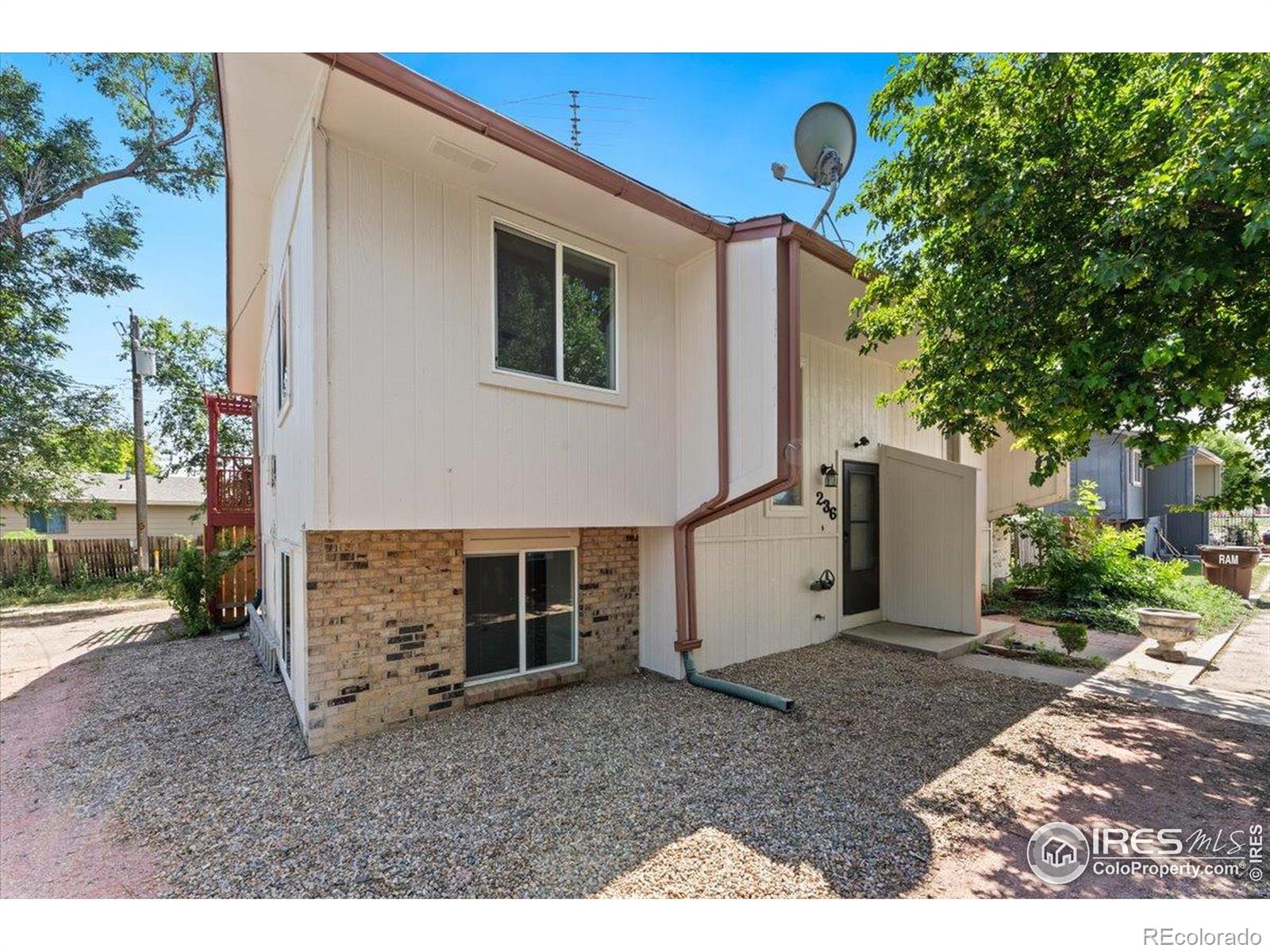 236 W Taylor Avenue La Salle CO 80645