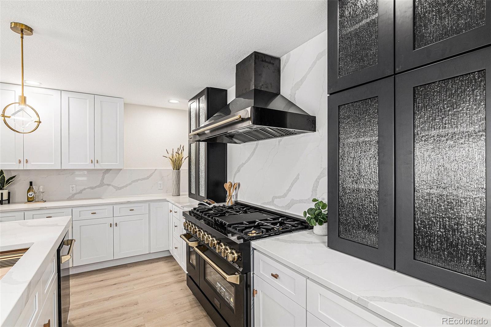 2140 Tabor Drive Lakewood CO 80215