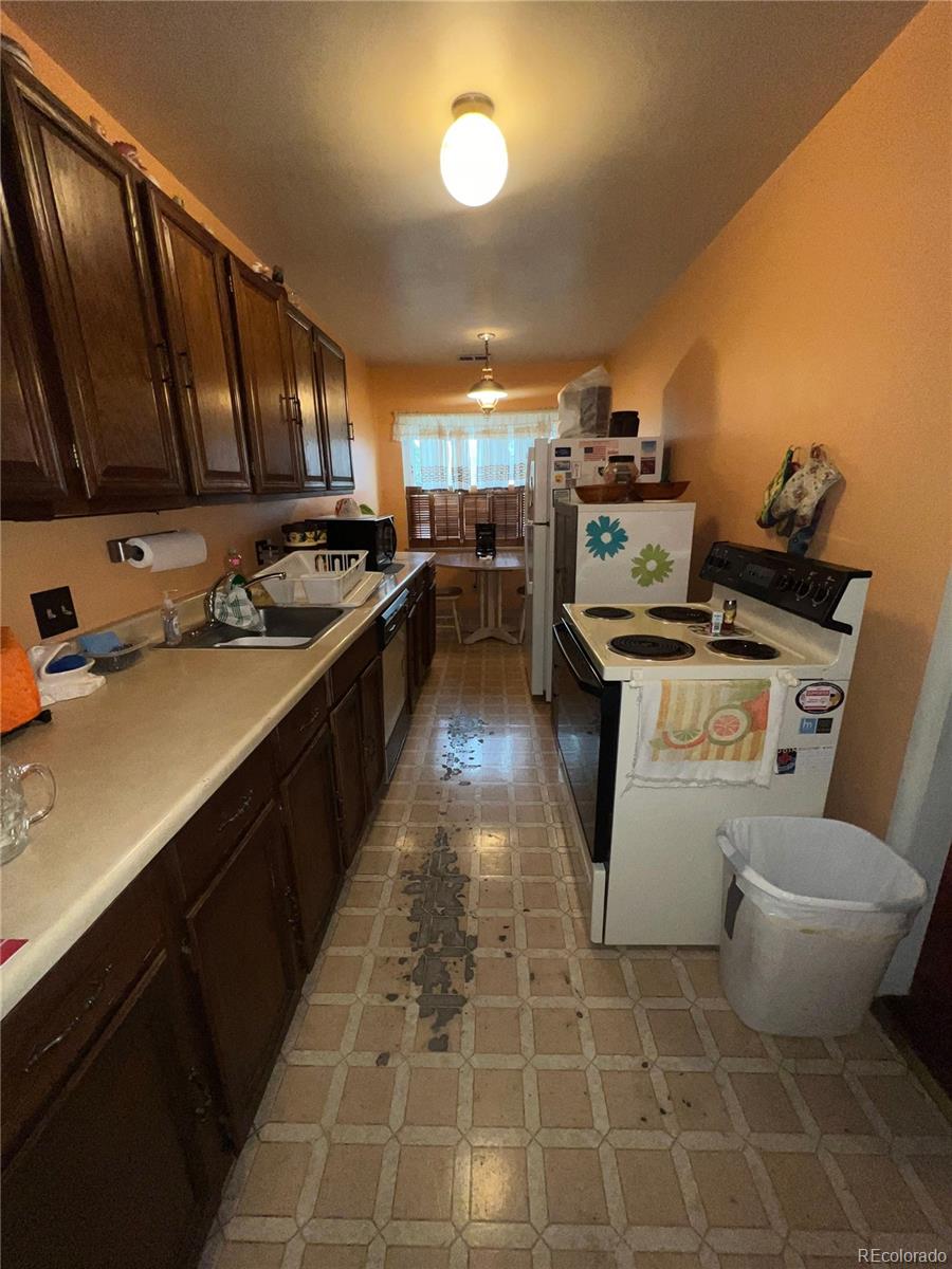 2981 S Dahlia Street Denver CO 80222