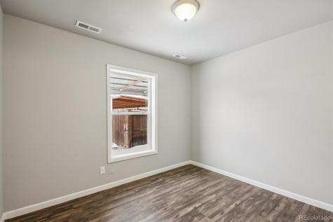 1680 Newark Street Aurora CO 80010