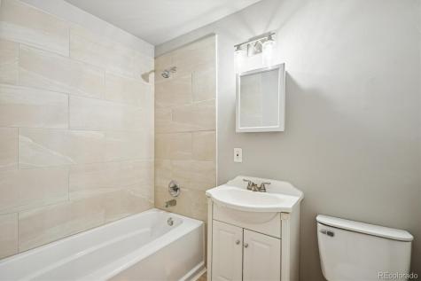 1680 Newark Street Aurora CO 80010