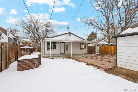 1680 Newark Street Aurora CO 80010