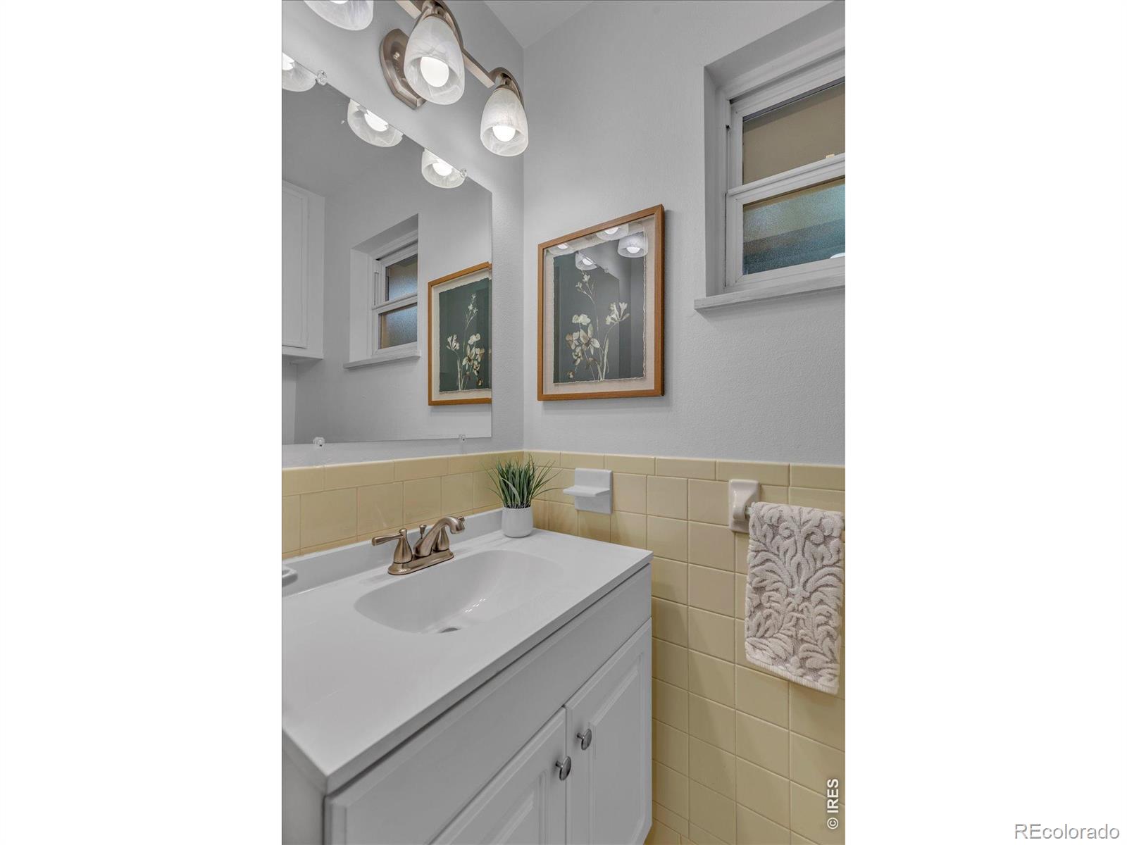 2652 Mountain View Avenue Longmont CO 80503