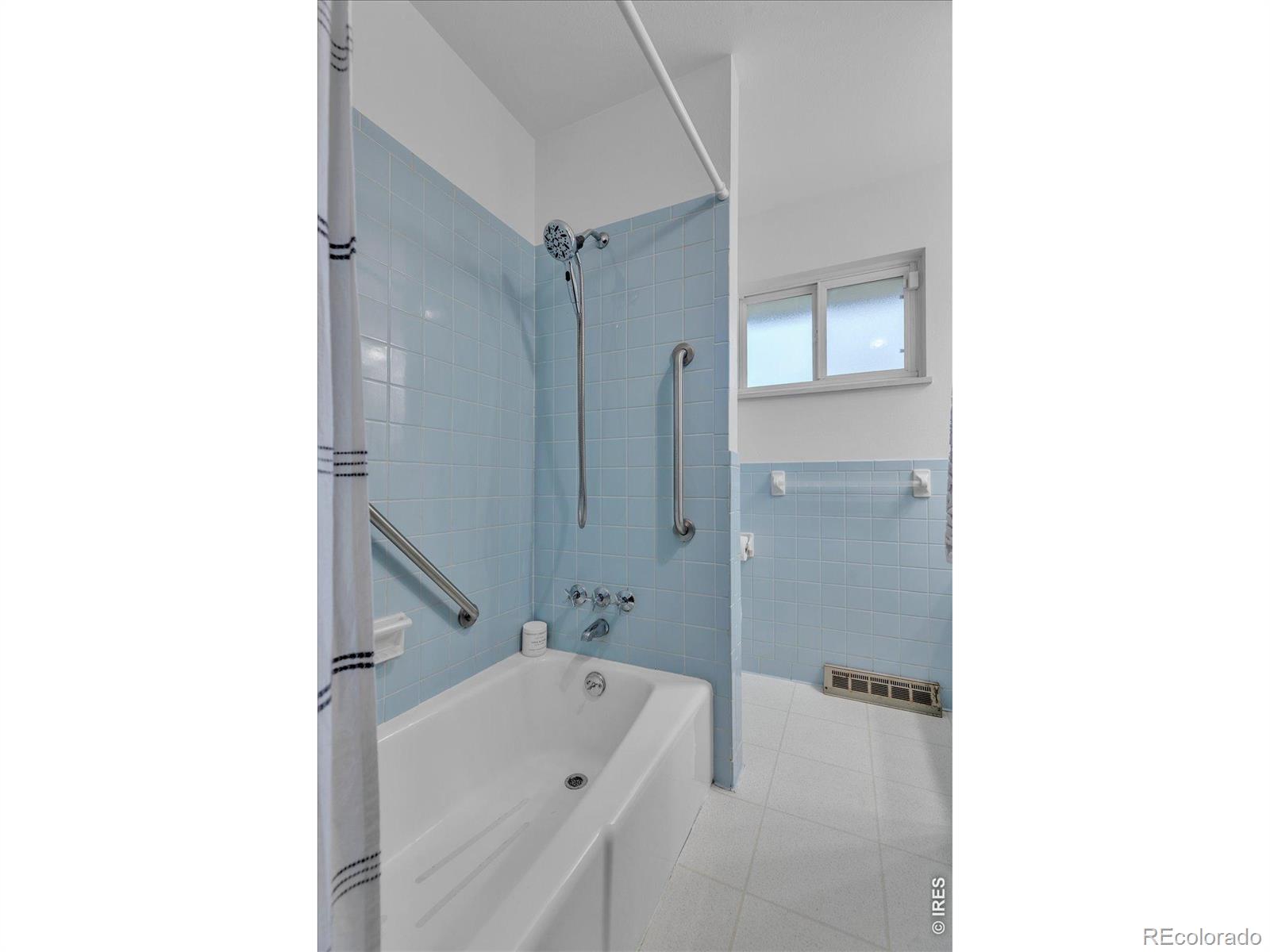 2652 Mountain View Avenue Longmont CO 80503