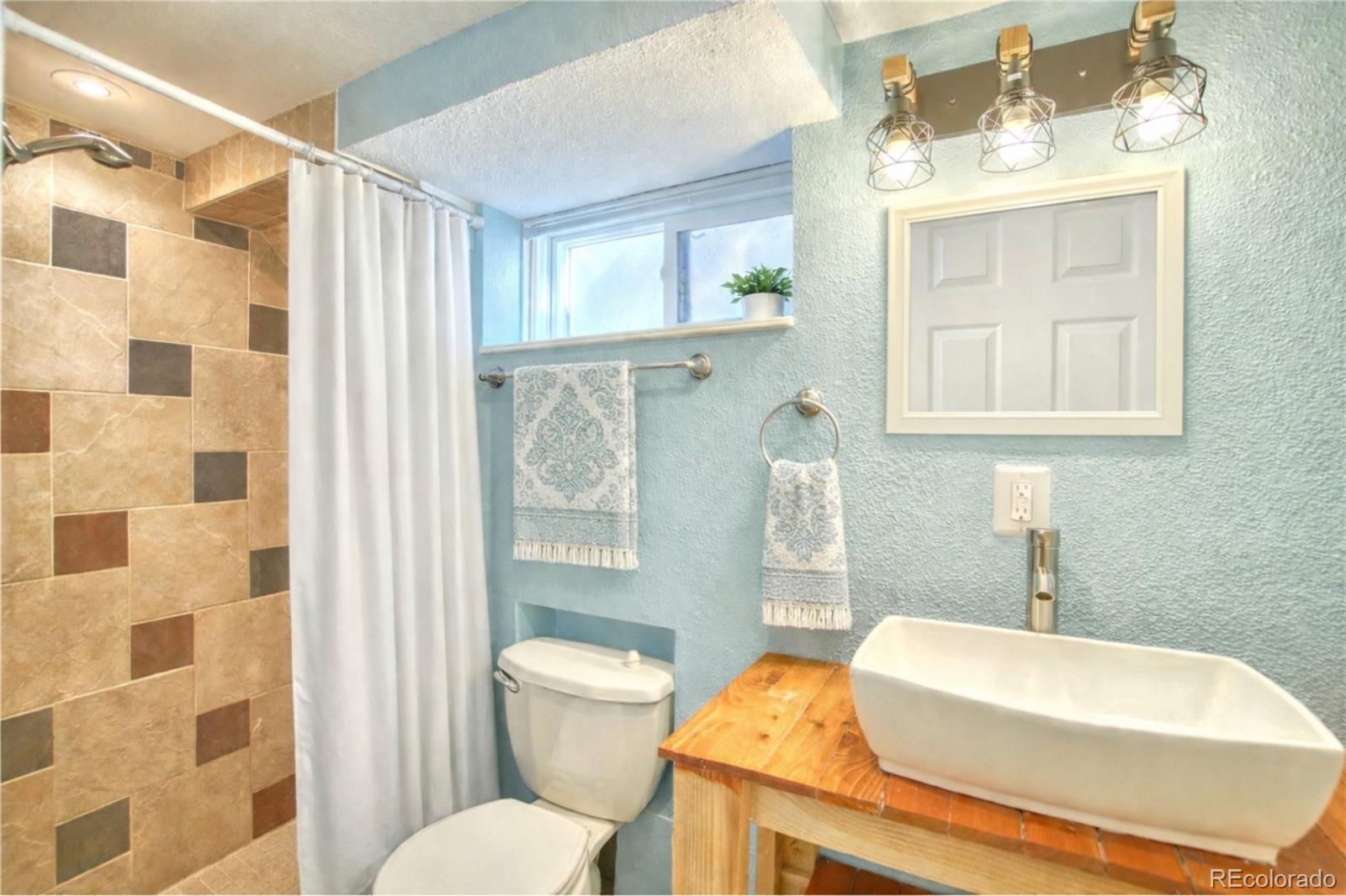 447 W 8th Street Loveland CO 80537
