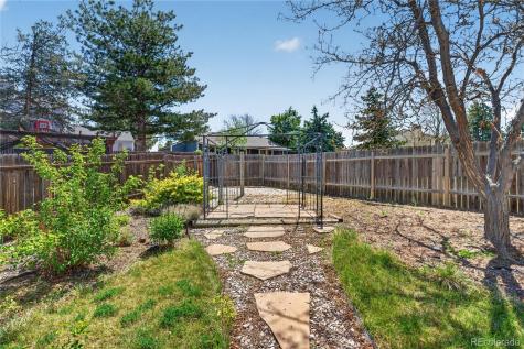 952 S Quintero Court Aurora CO 80017