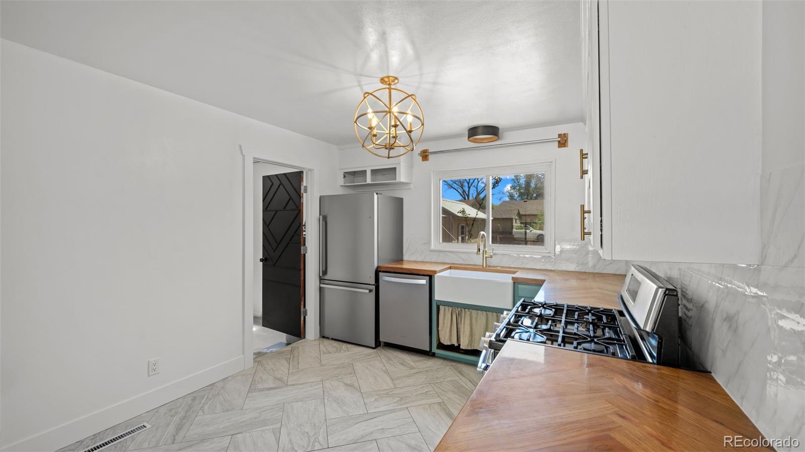 109 Davie Drive Colorado Springs CO 80911