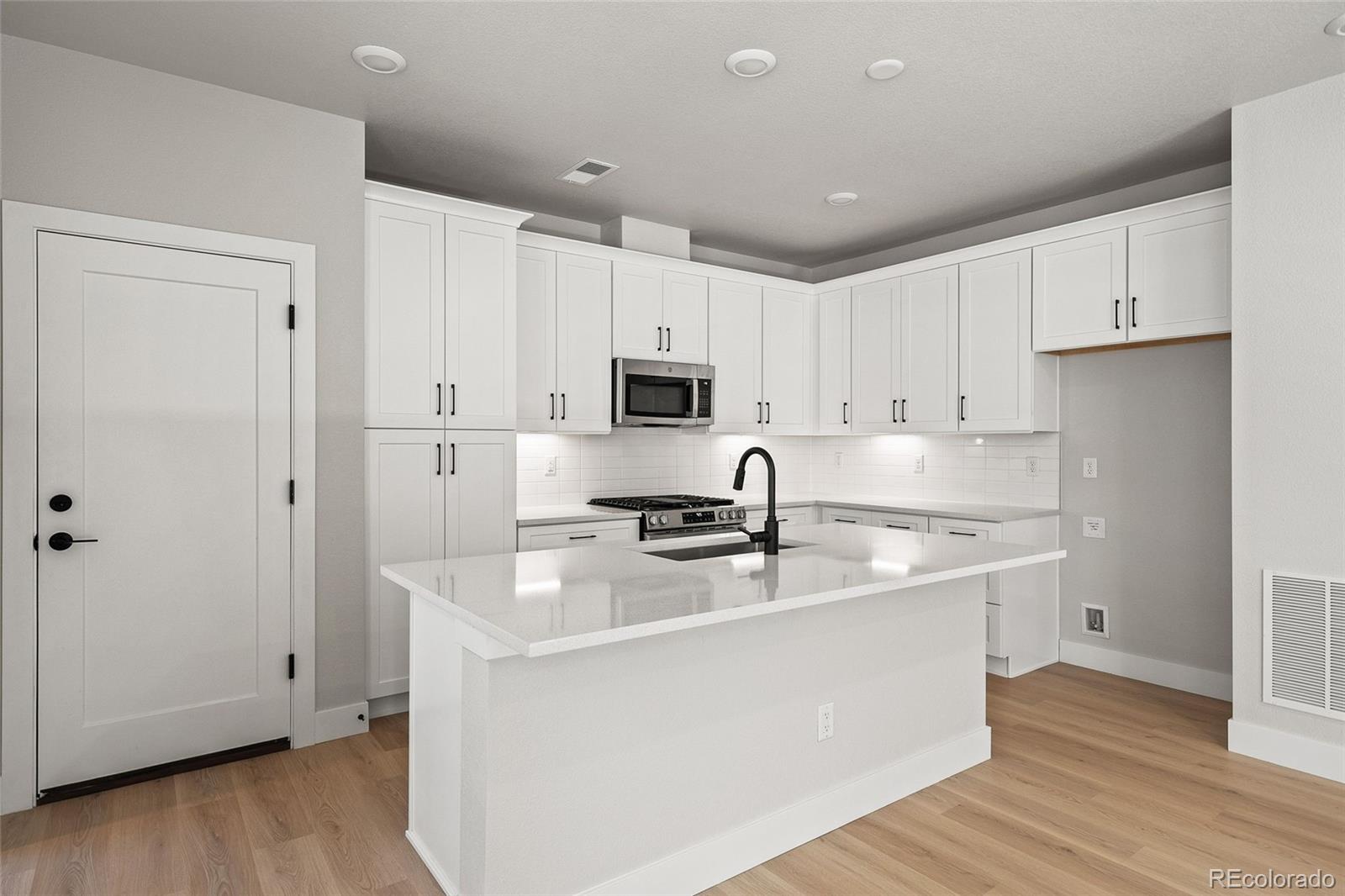 7321 Goldbloom Lane Littleton CO 80125