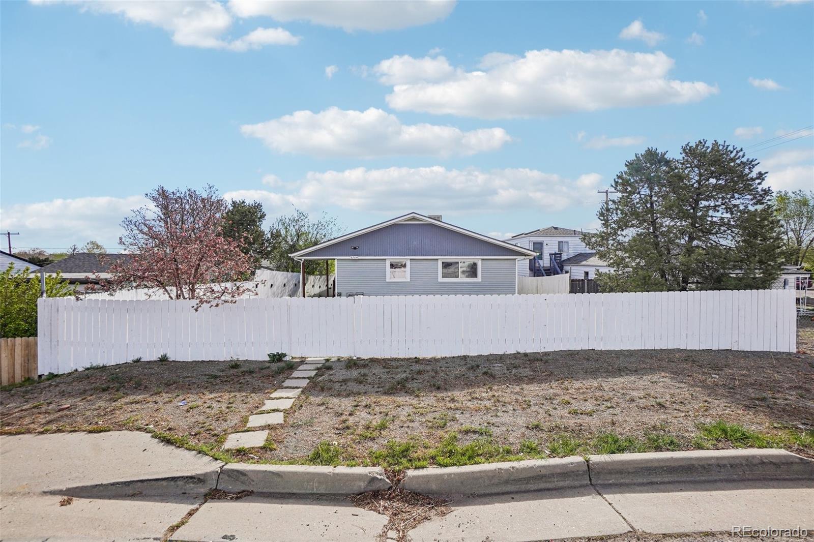 6704 Grove Street Denver CO 80221