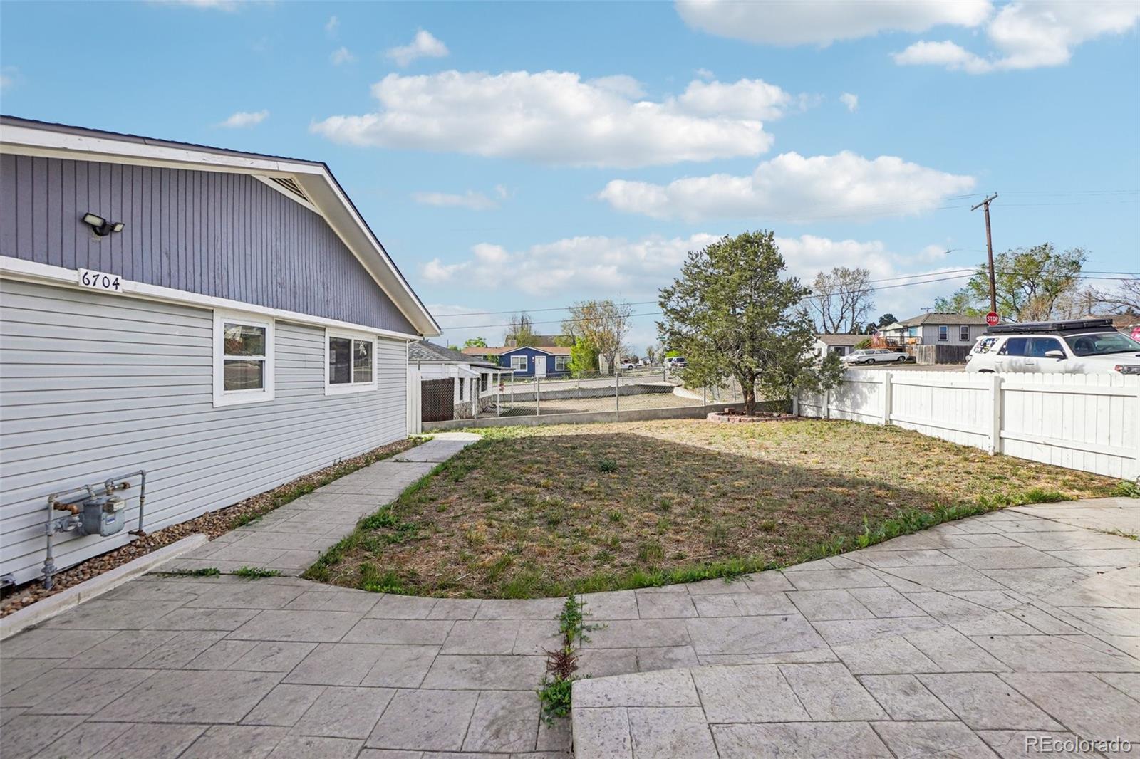 6704 Grove Street Denver CO 80221