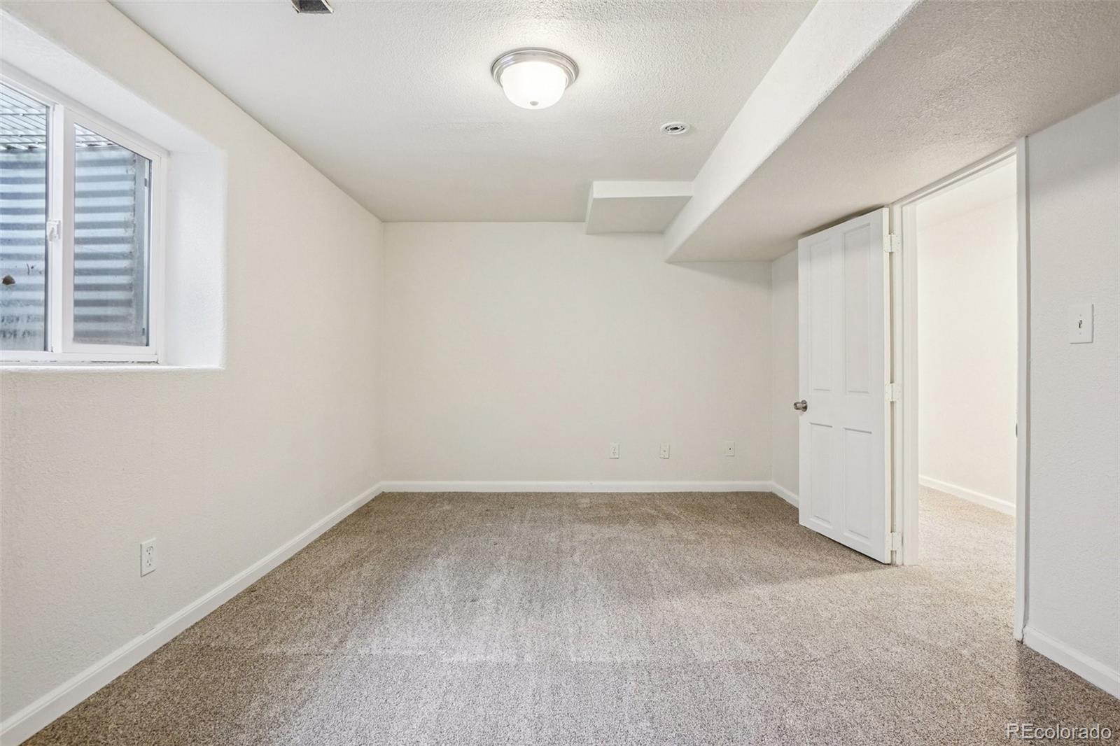 6704 Grove Street Denver CO 80221