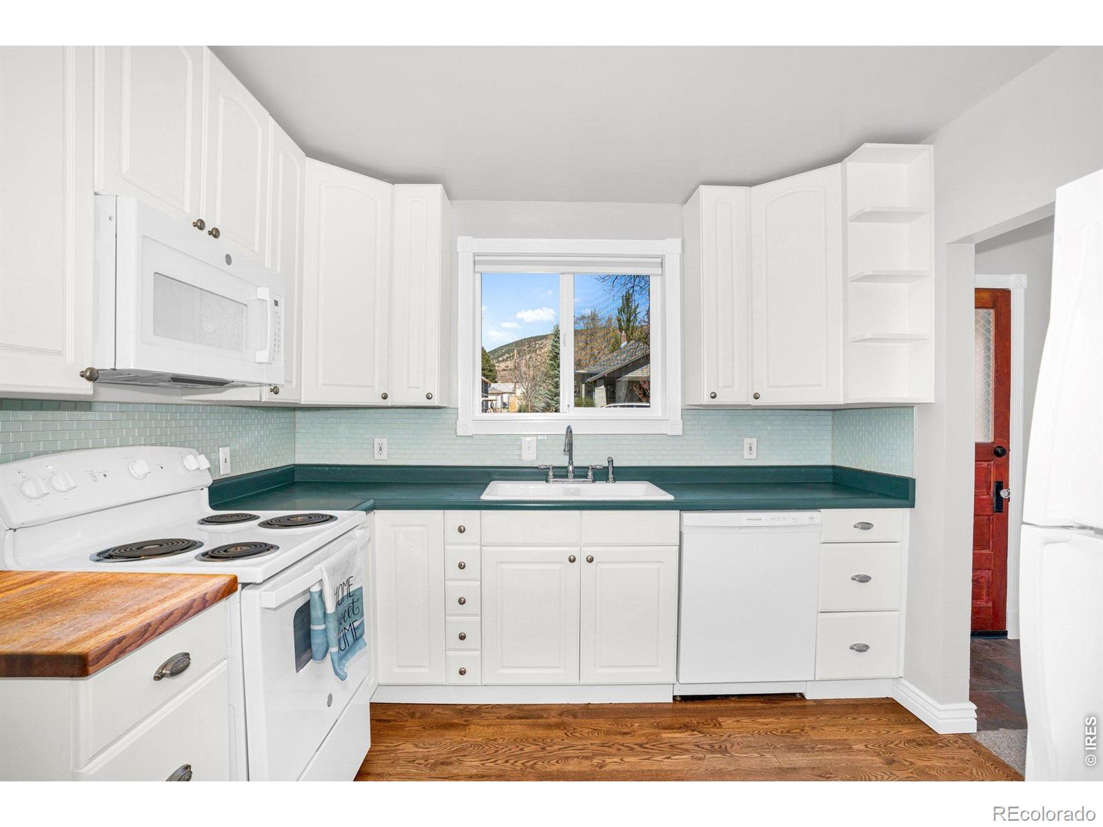 421 Stickney Avenue Lyons CO 80540