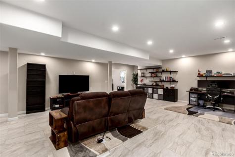 25876 E Maple Place Aurora CO 80018