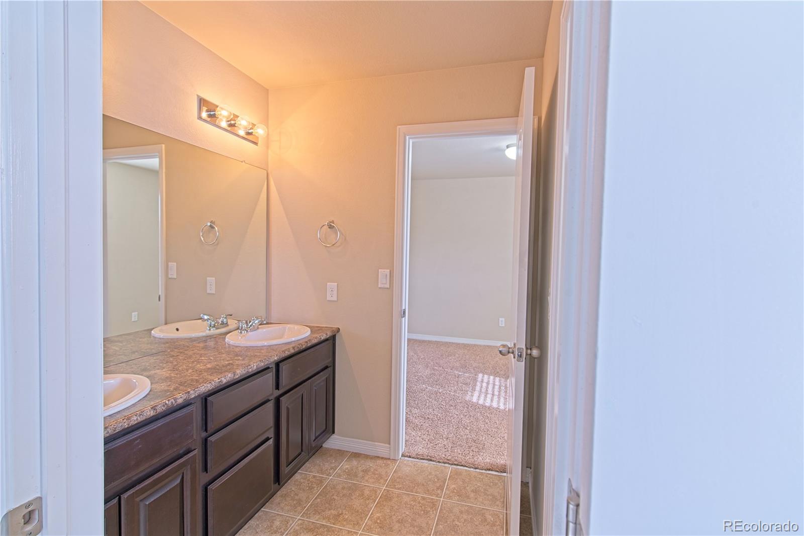 24529 E Brandt Avenue Aurora CO 80016