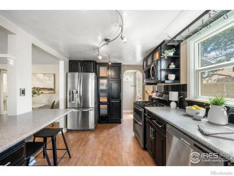222 Vivian Street Longmont CO 80501