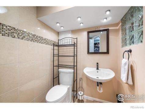 222 Vivian Street Longmont CO 80501