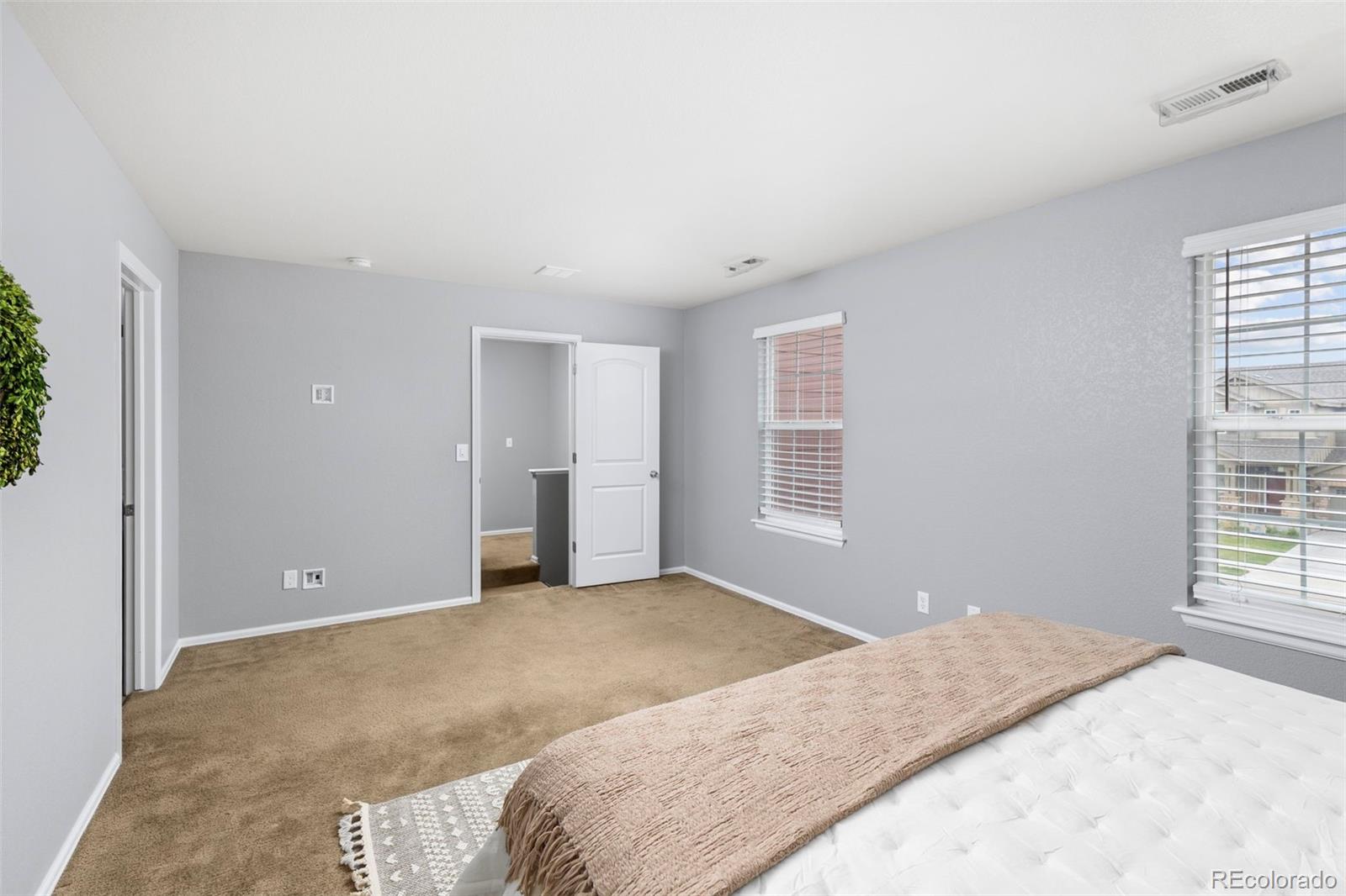 10268 Norfolk Street Commerce City CO 80022