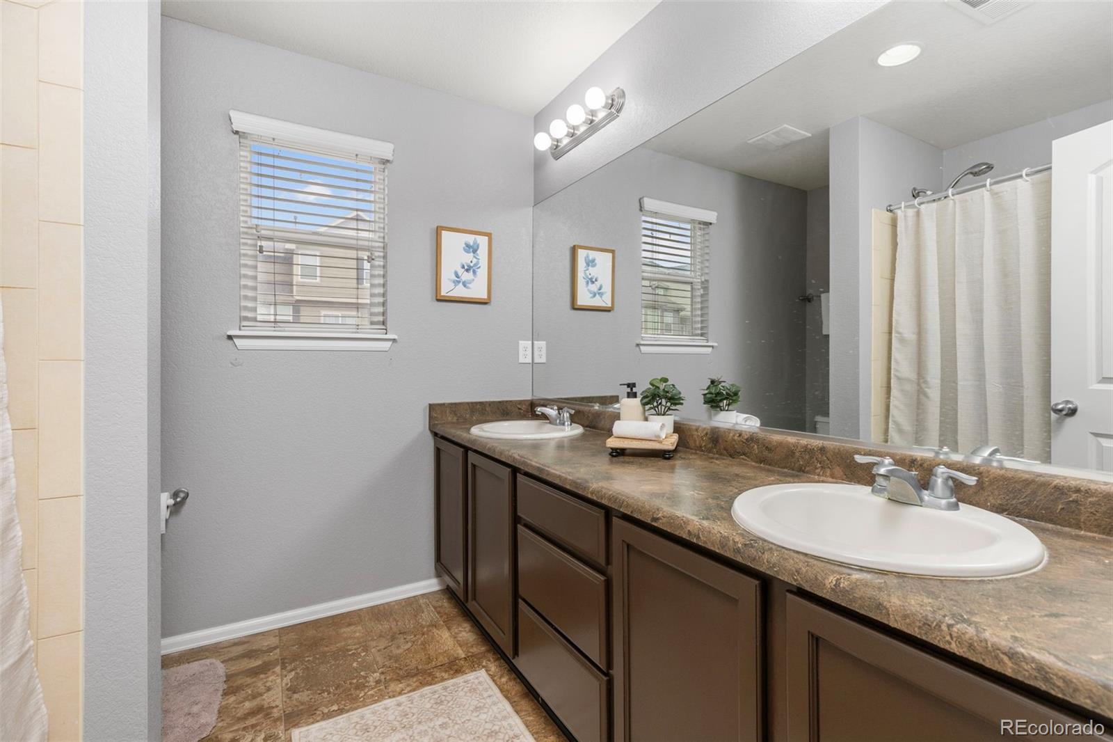 10268 Norfolk Street Commerce City CO 80022