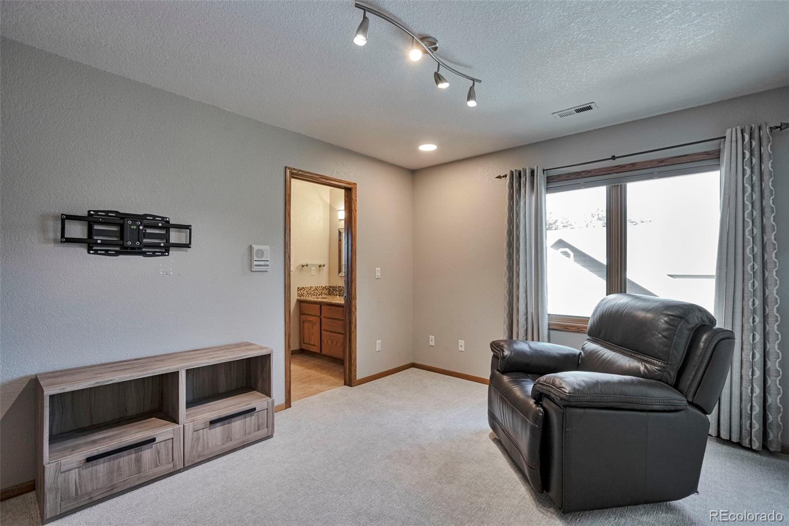 6577 Algonquin Drive Loveland CO 80534