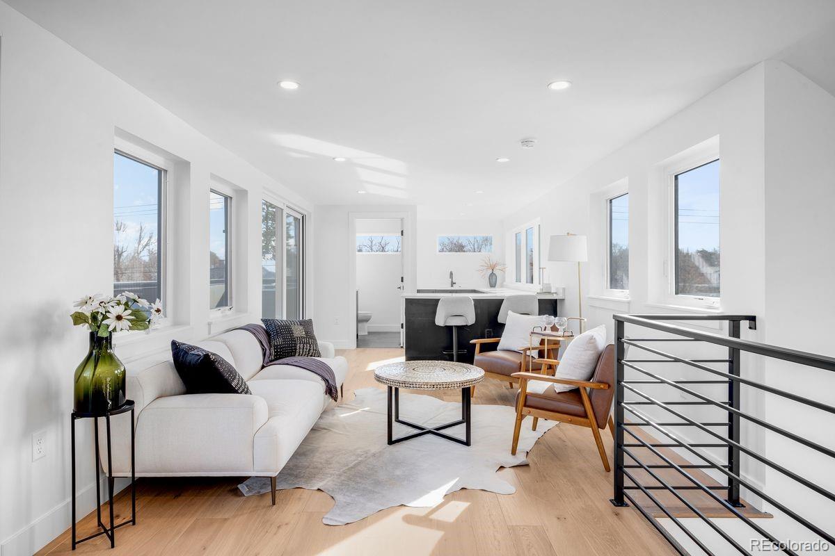 872 S Vine Street Denver CO 80209