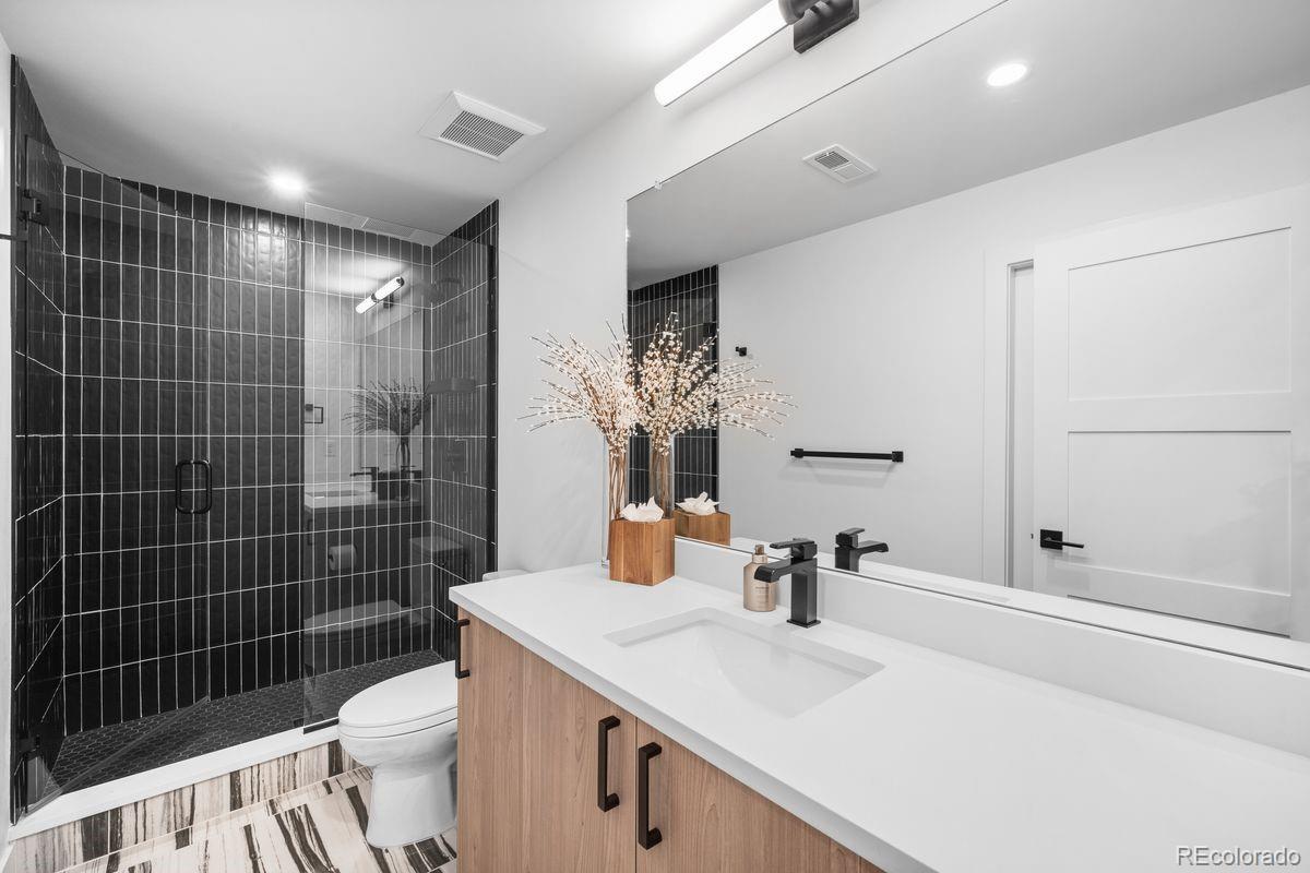 872 S Vine Street Denver CO 80209