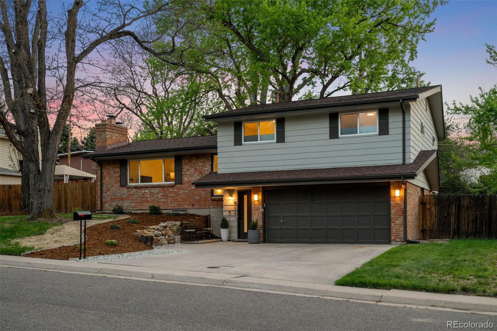813 W Geddes Circle Littleton CO 80120