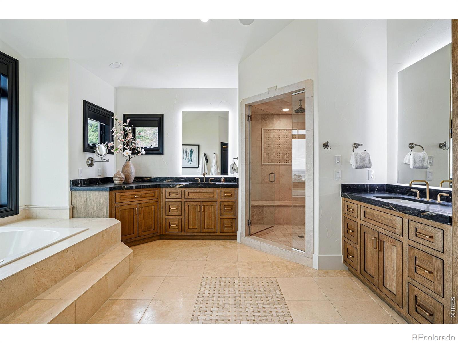 166 Valley View Way Boulder CO 80304