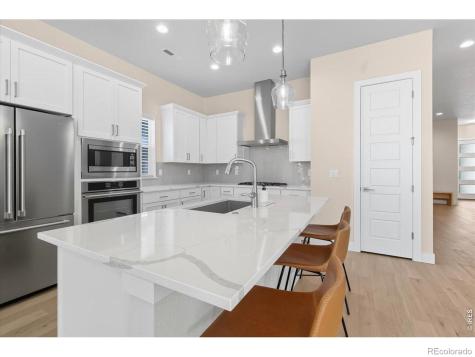 1750 Beachside Drive Windsor CO 80550