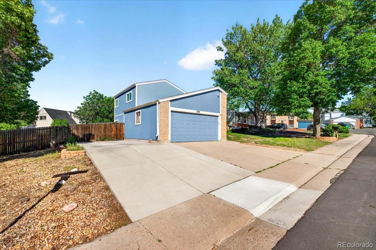 4366 S Dearborn Court Aurora CO 80015