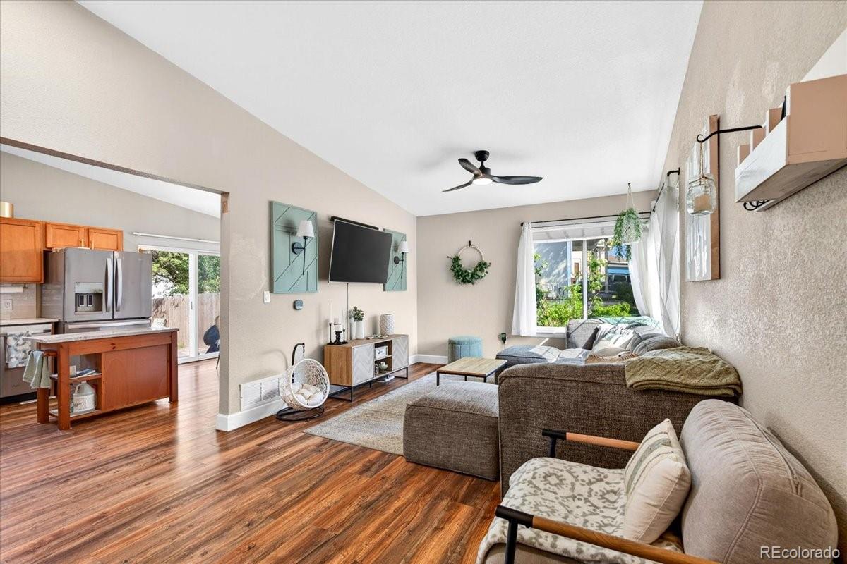 4366 S Dearborn Court Aurora CO 80015