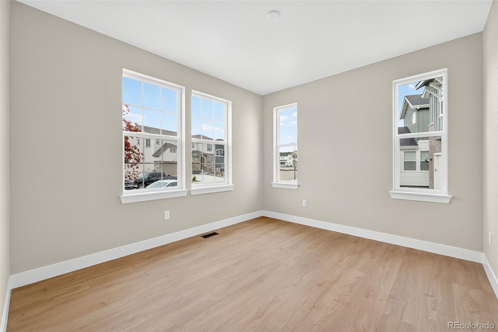 5674 Farrier Point Castle Rock CO 80104
