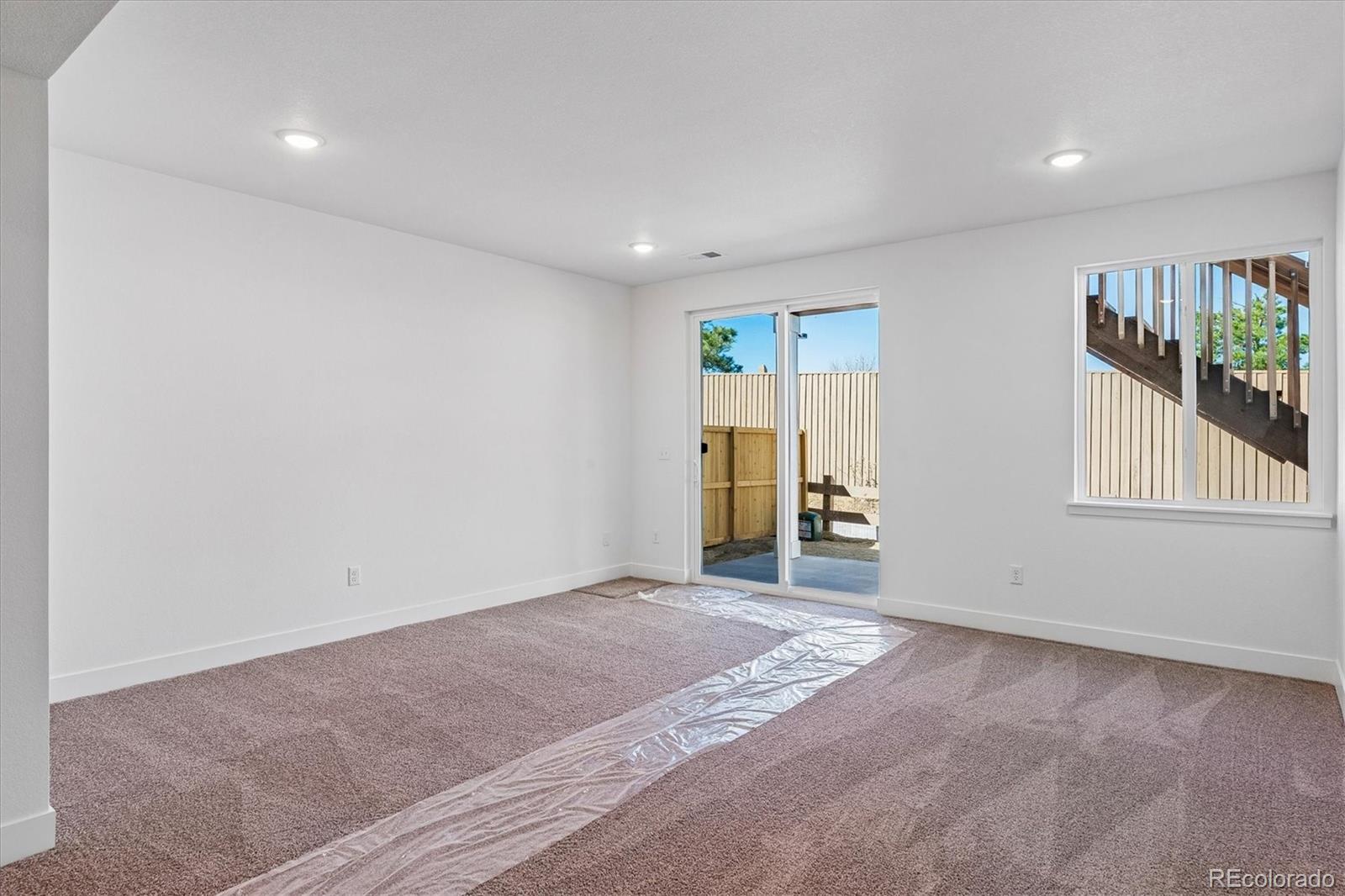 9156 Hayden Peak Street Englewood CO 80112