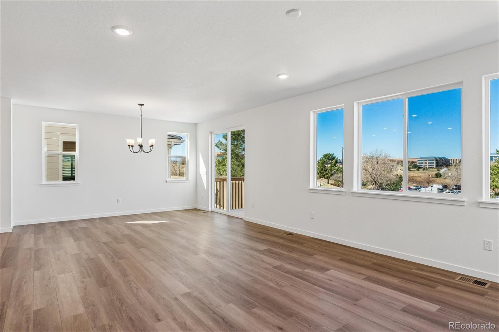 9156 Hayden Peak Street Englewood CO 80112