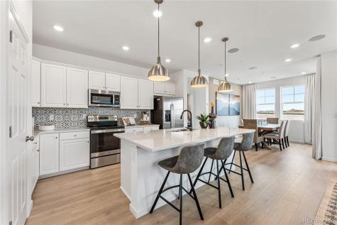 3328 N Duquesne Way Aurora CO 80019