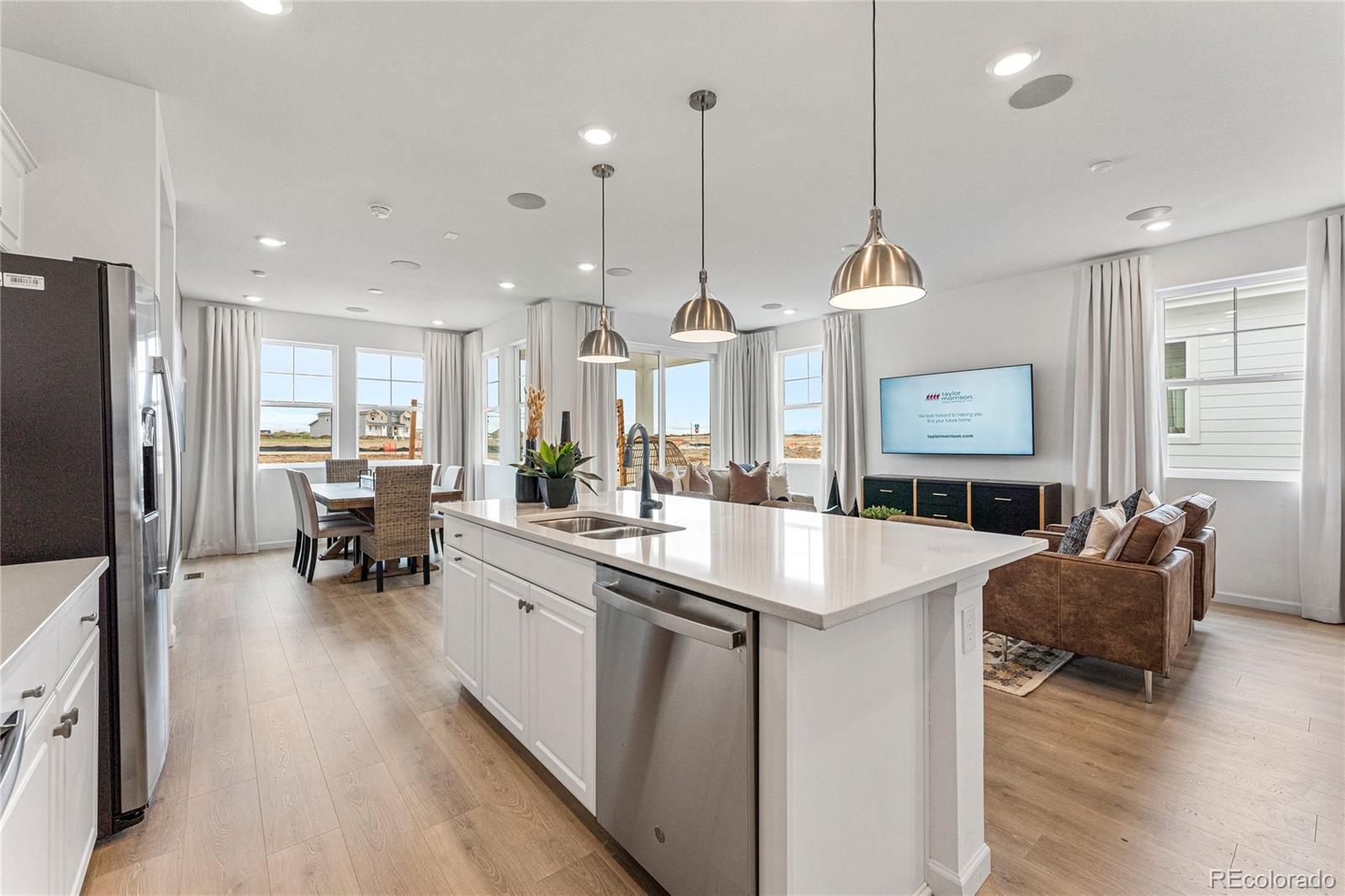 3328 N Duquesne Way Aurora CO 80019