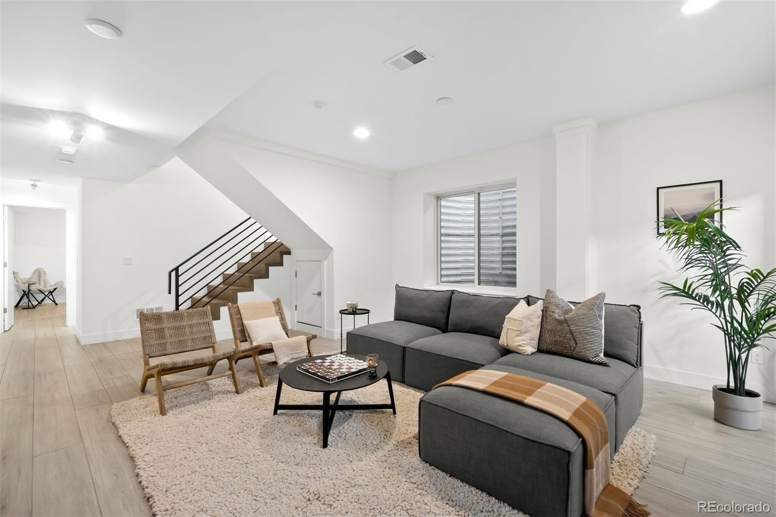 3915 W Byron Place Denver CO 80212