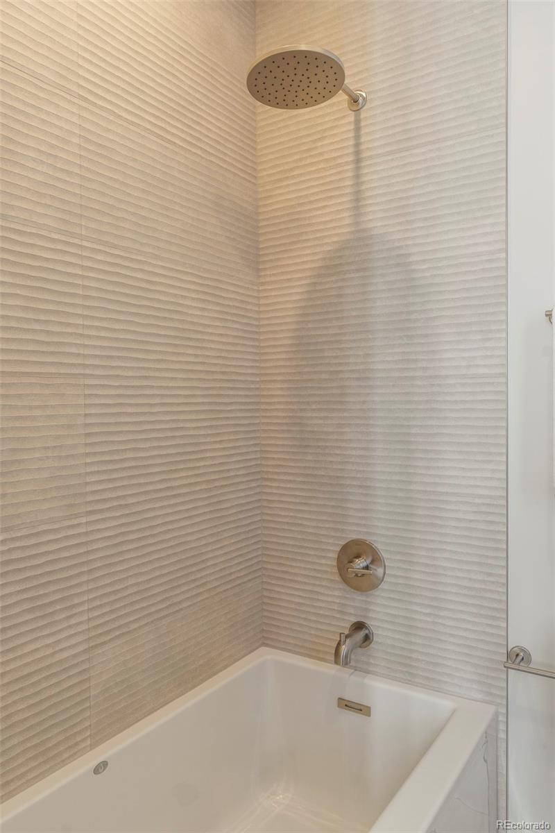 3291 Zuni Street Denver CO 80211