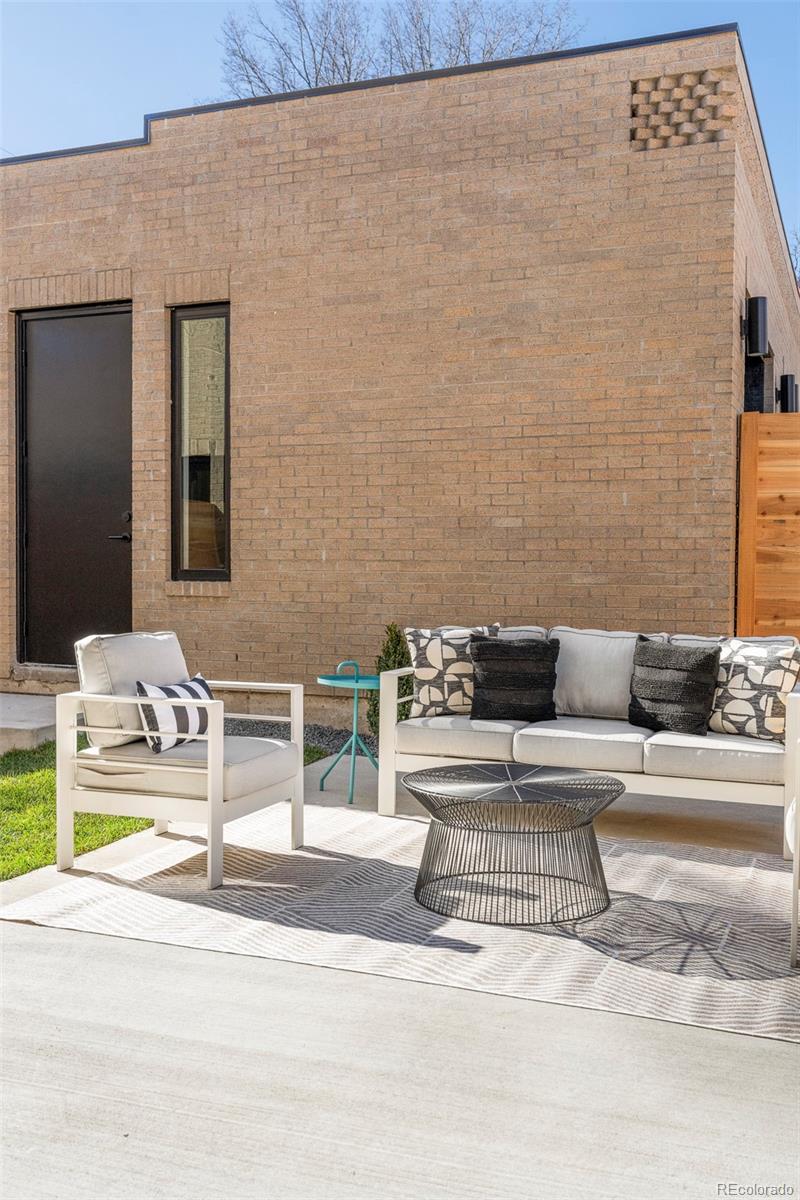 3291 Zuni Street Denver CO 80211