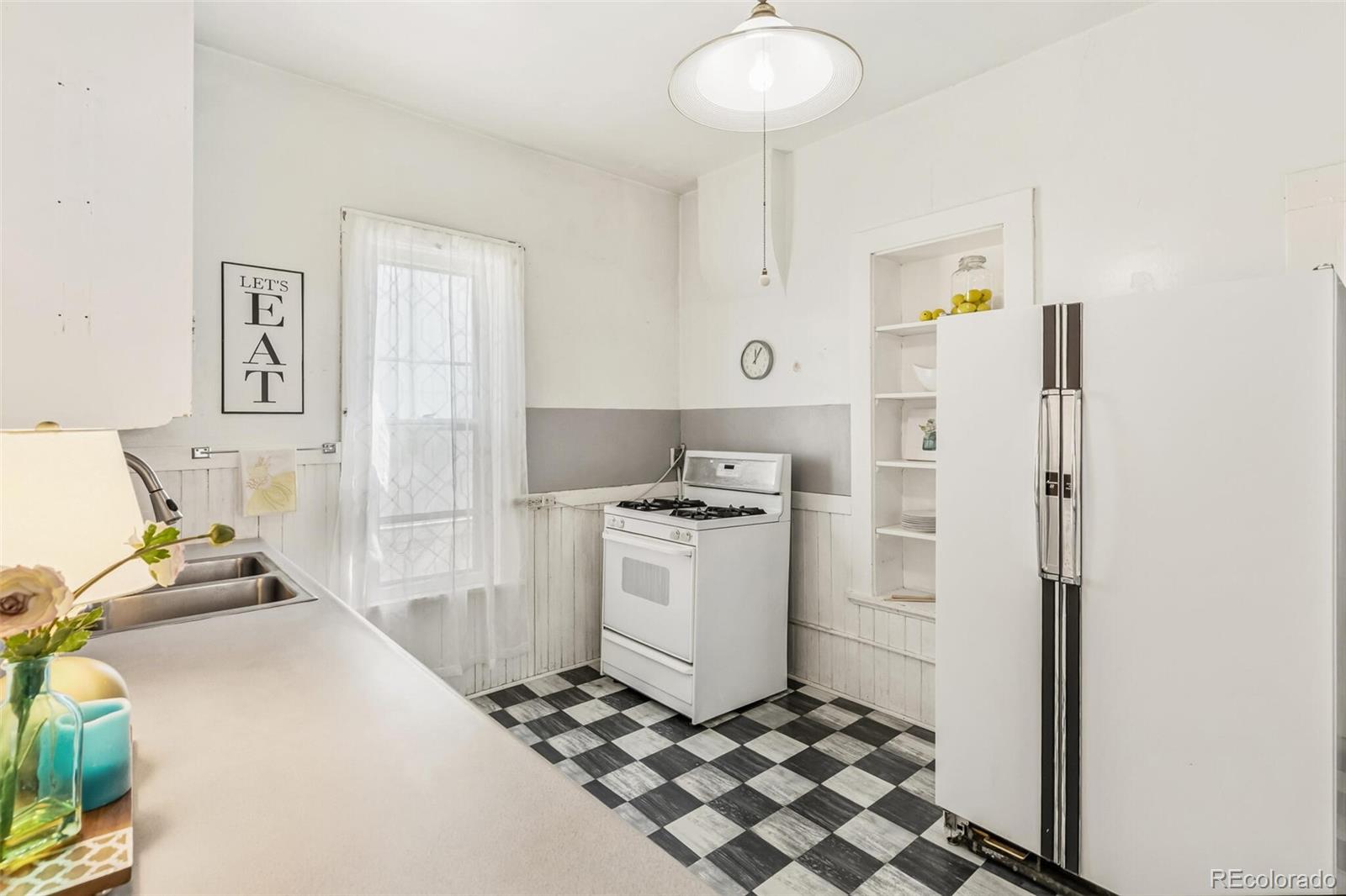 252 W Irvington Place Denver CO 80223