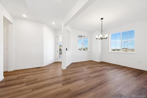 2124 S Ider Way Aurora CO 80018