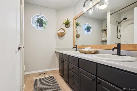 1370 Foxtail Drive Broomfield CO 80020