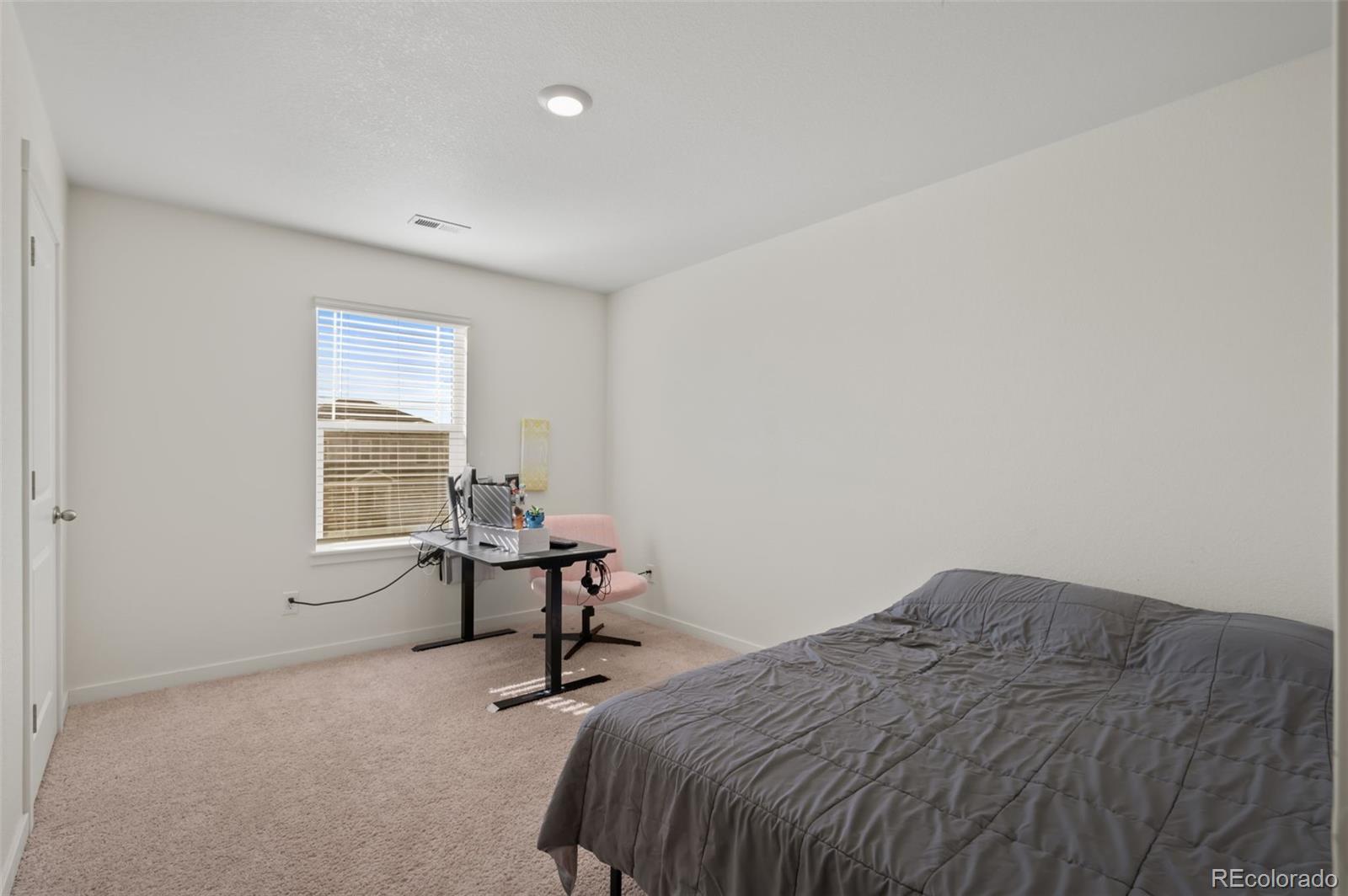 7427 E 159th Place Thornton CO 80602