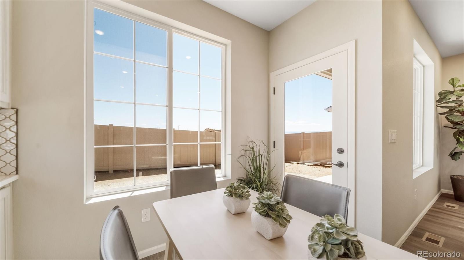 5042 N Tempe Street Aurora CO 80019