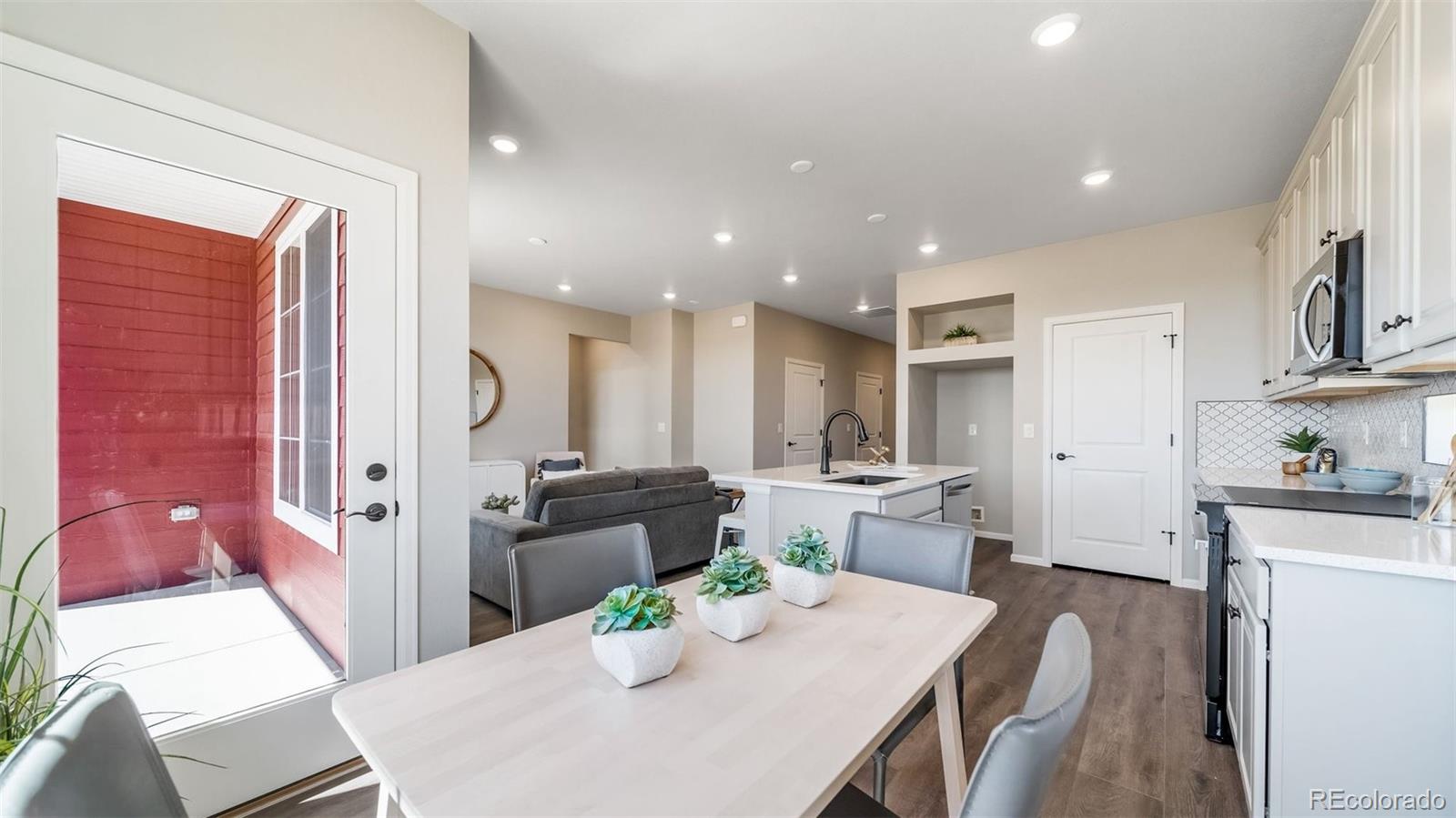 5042 N Tempe Street Aurora CO 80019