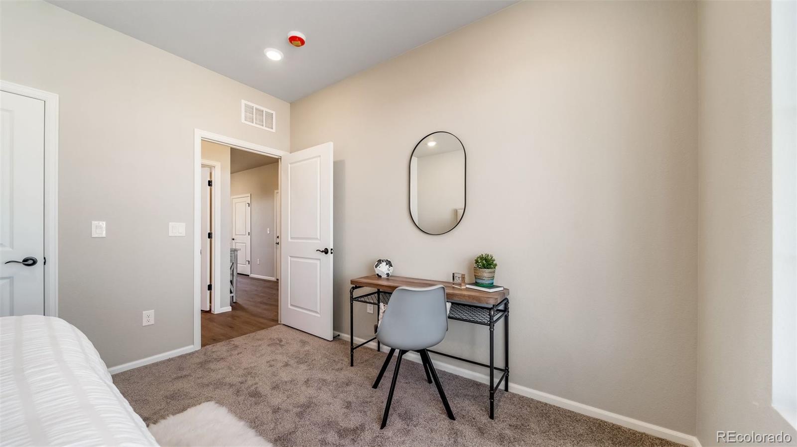 5042 N Tempe Street Aurora CO 80019