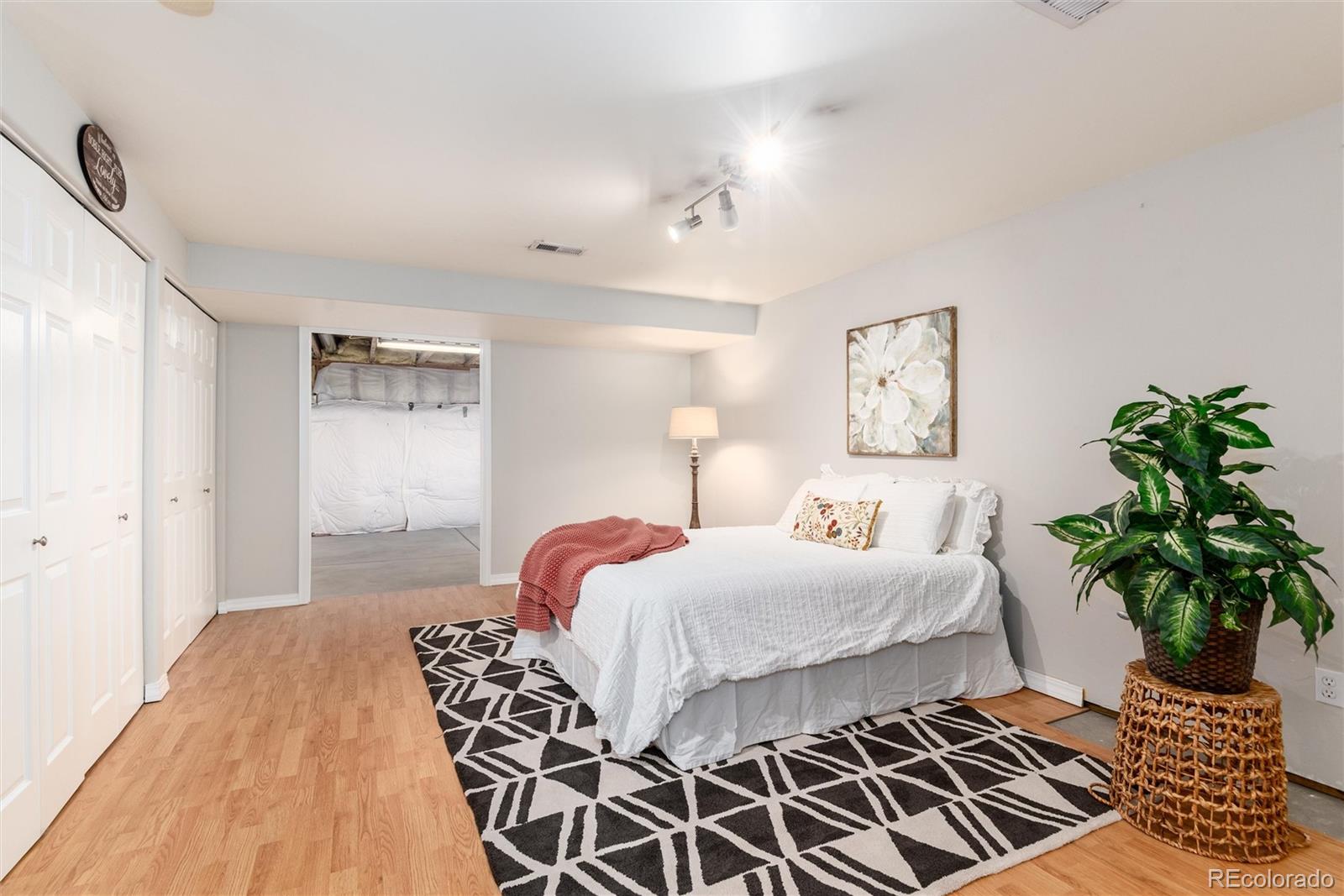 8129 Locust Drive Littleton CO 80125